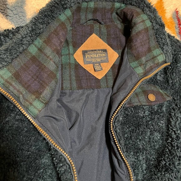 Pendleton Womens Fuzzy Zip Up Jacket - Picture 3 of 6